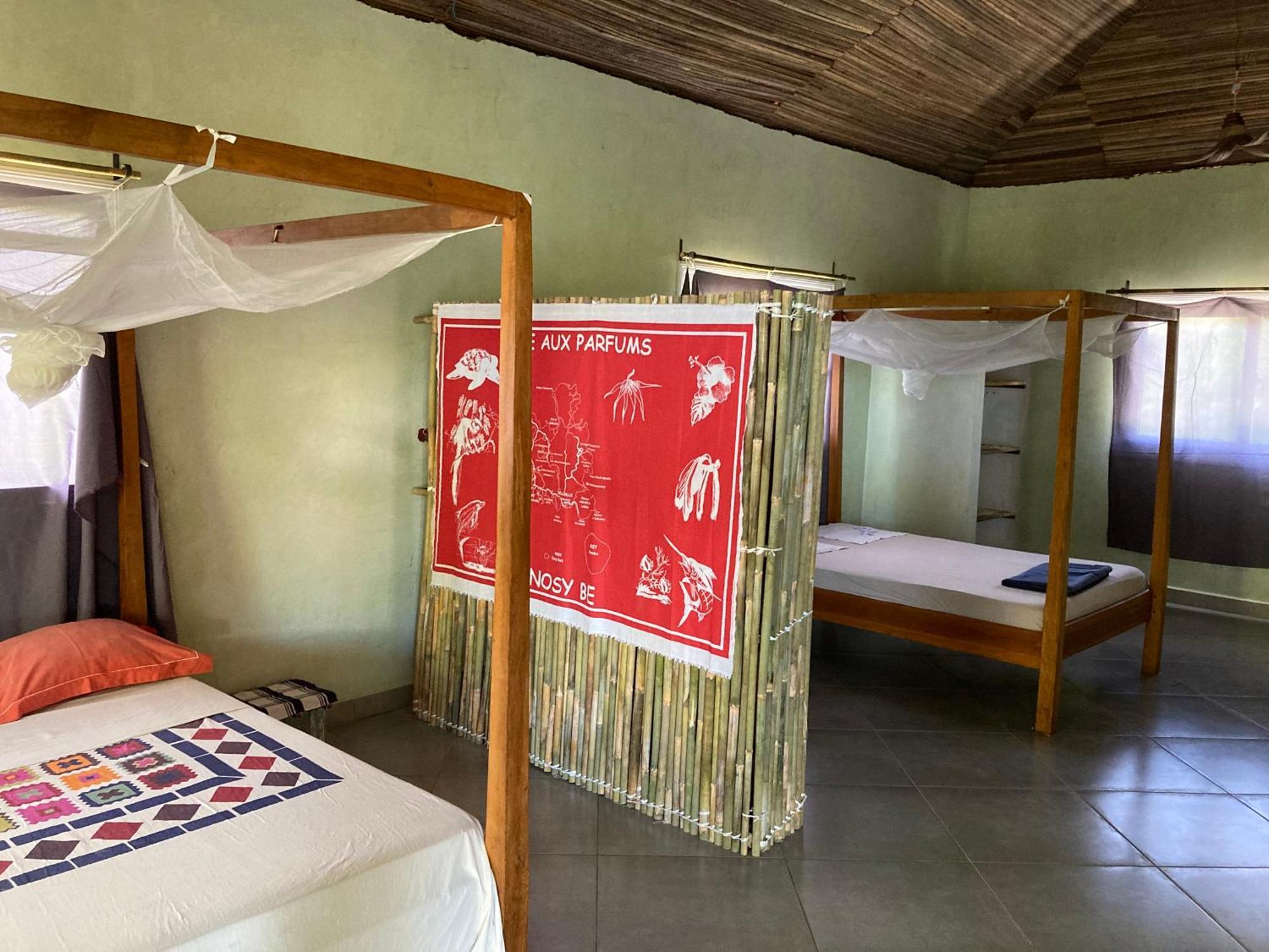Villa Soa Hell-Ville Exteriör bild